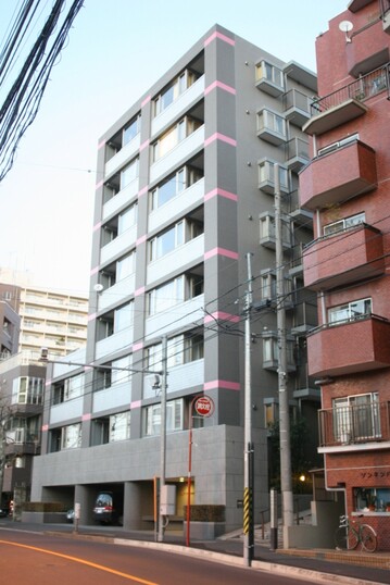 アールヴェール新宿弁天町