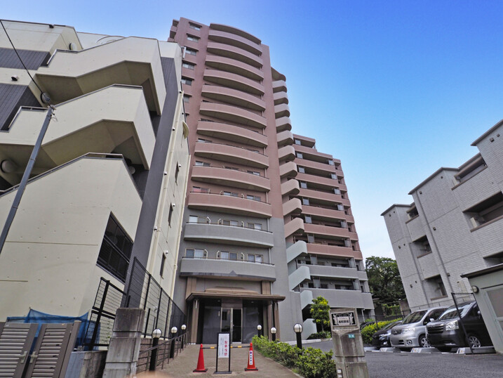 メゾンエクレーレ浦和駅前