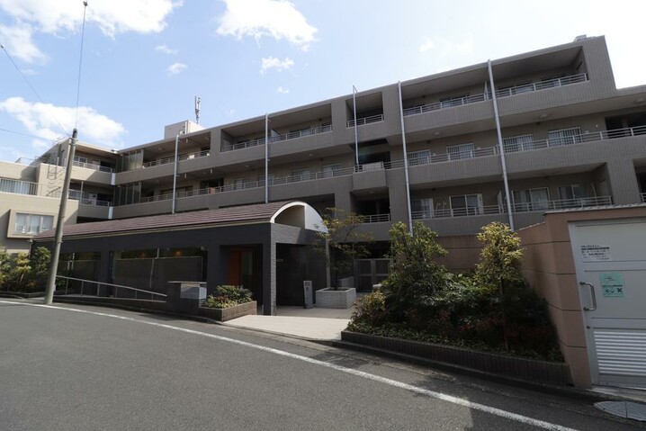 グランヒルズ青葉台