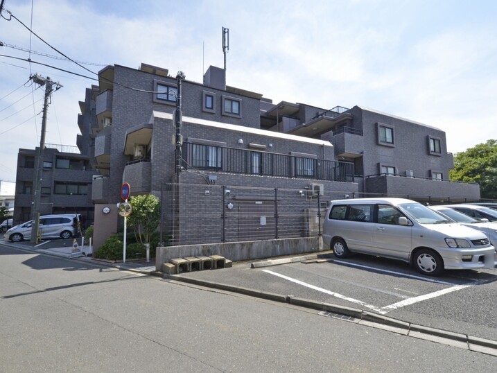 レーベンハイム和光ヒルズ参番館