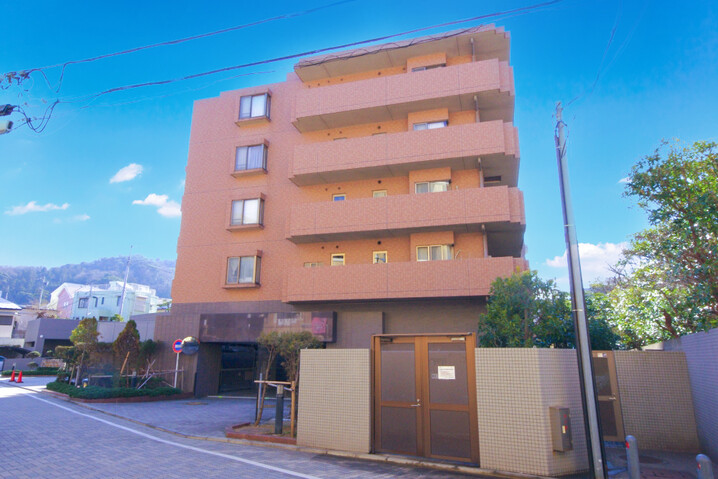 葉山森戸ガーデニア潮彩の邸