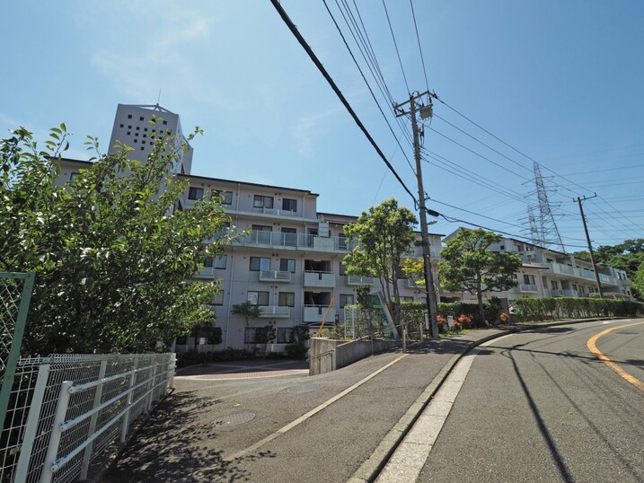 コモア六浦五番館