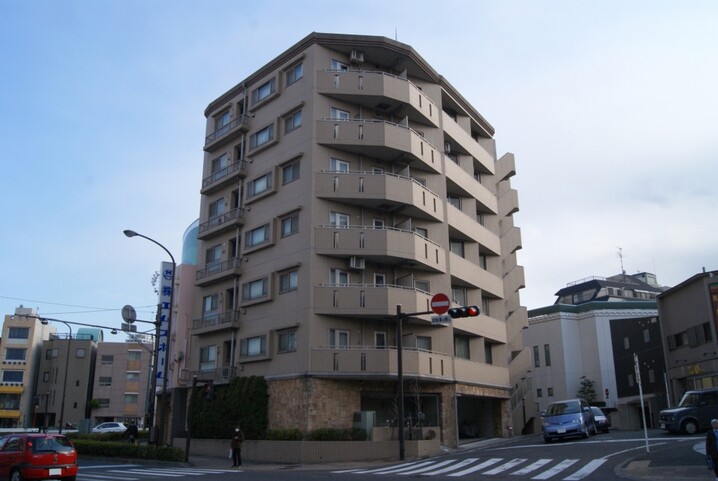 ヴェルビュ横浜反町