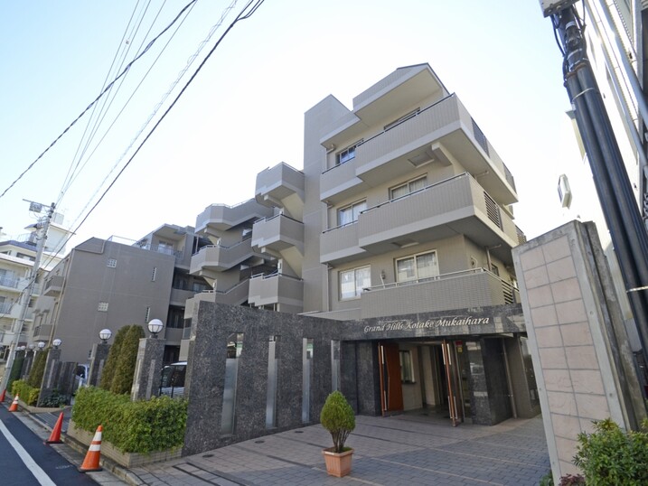 グランヒルズ小竹向原