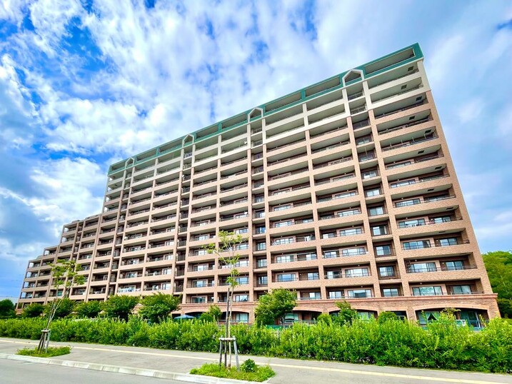 平岡フォレストタウンファミールハイツ２番館
