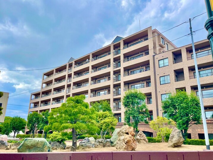 平岡フォレストタウンファミールハイツ１３番館