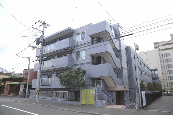 セザール南円山