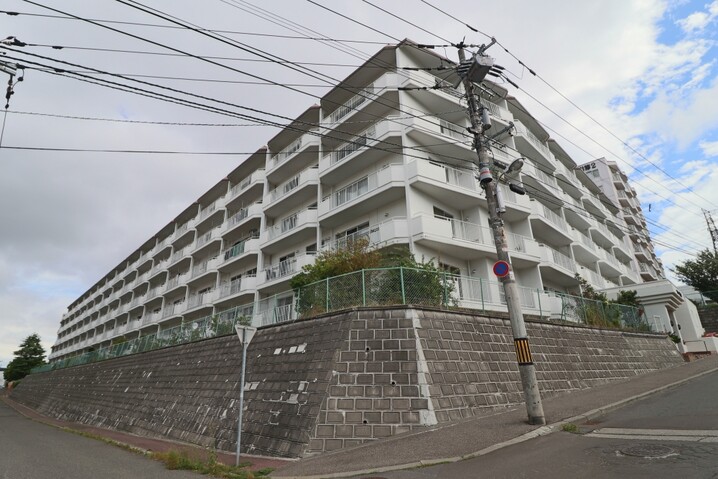 ファミール澄川