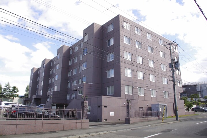 メゾンドルチェ西岡