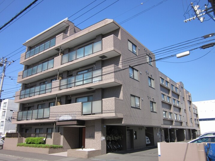 パークハイム宮の森三条