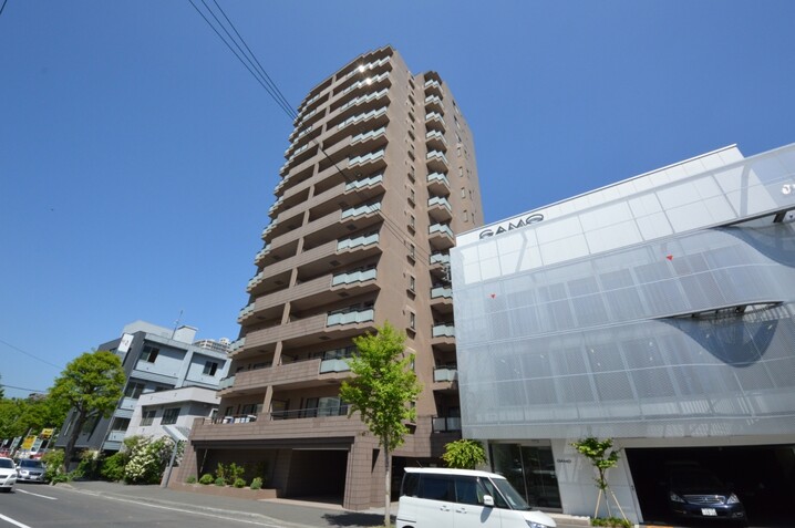 パークハウス知事公館前