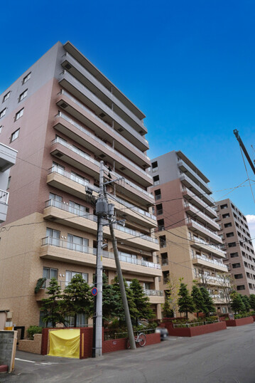 パールコートルシア山鼻１２条ウエスト