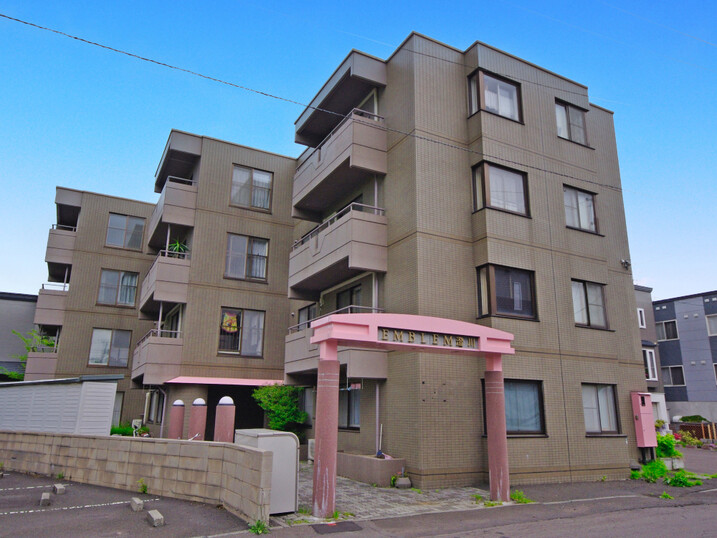 エンブレム澄川