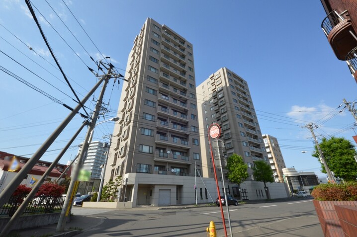 ディーレスティア北円山