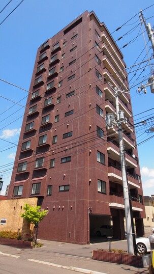 ディーレスティア南円山