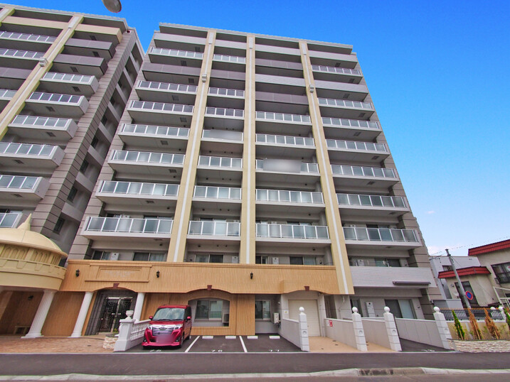 グランファーレ平岸 ＴＨＥパークサイドＥＡＳＴ ＷＩＮＧ