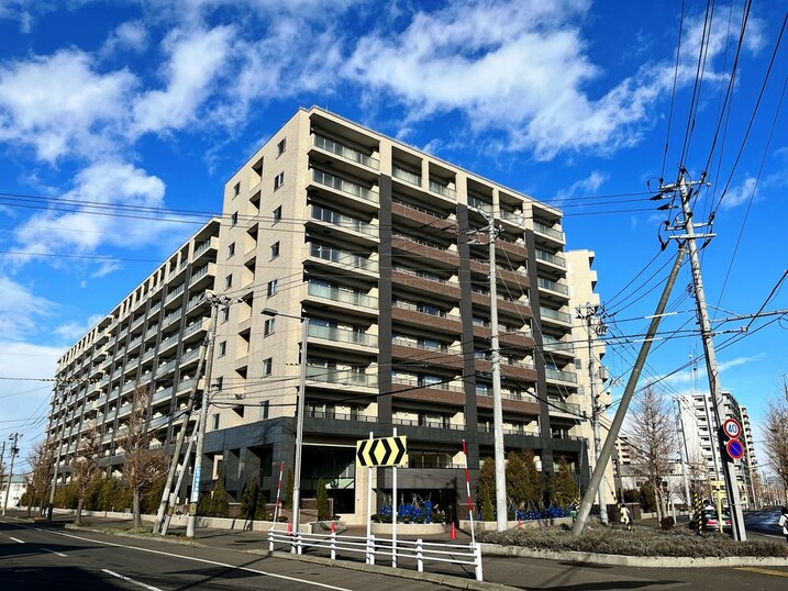 Ｄ’グラフォート東札幌Ｖ－Ｇａｒｄｅｎ（ディーグラフォート東札幌Vガーデン）