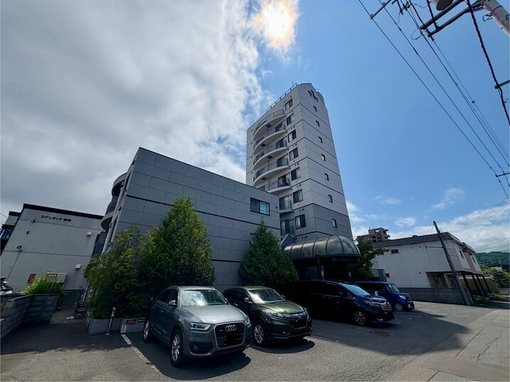 ラベニール伏見
