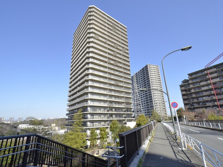 ローレルスクエア南大沢７番館