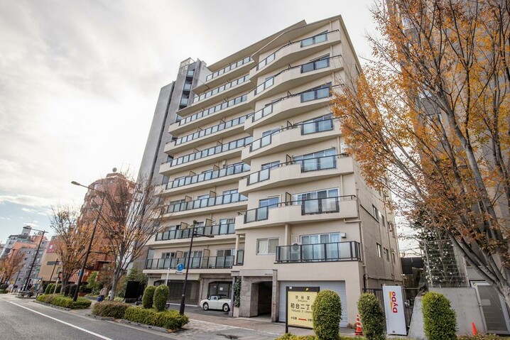 初台ロイヤルマンション