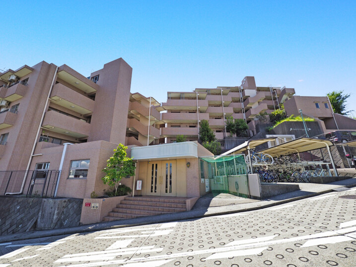 ヴェルビュ上大岡