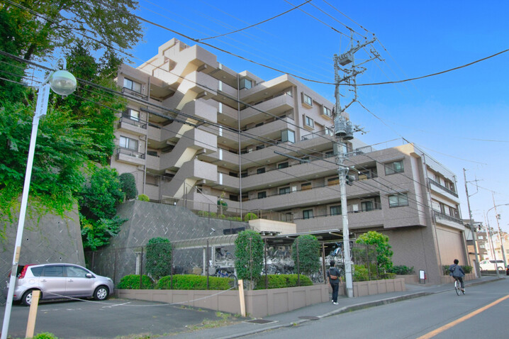 日神パレステージ鴨居