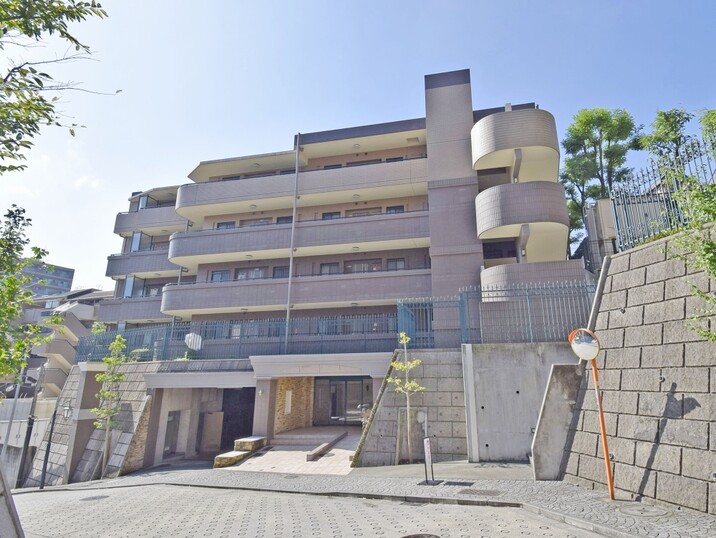 日神パレステージ磯子の森七番館