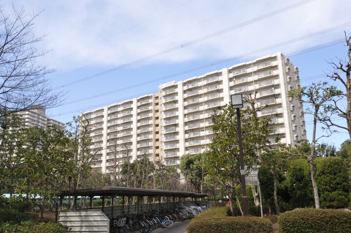 清新プラザ３号棟