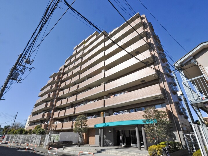 グローリオ西新井