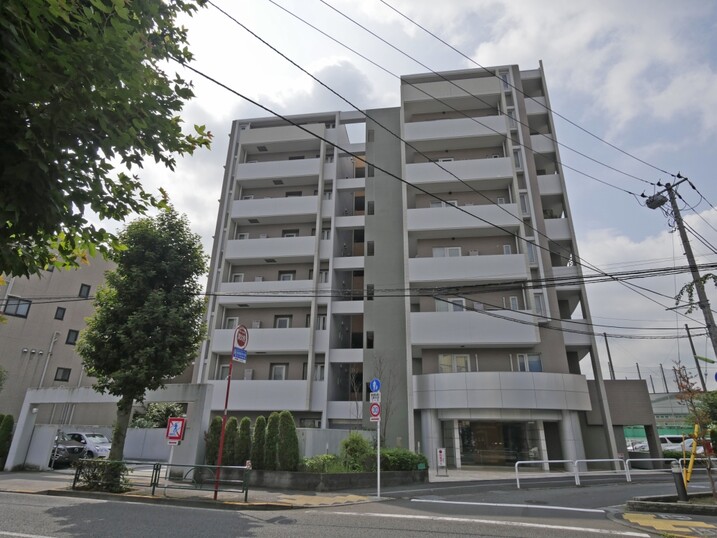 小田急コアロード砧公園