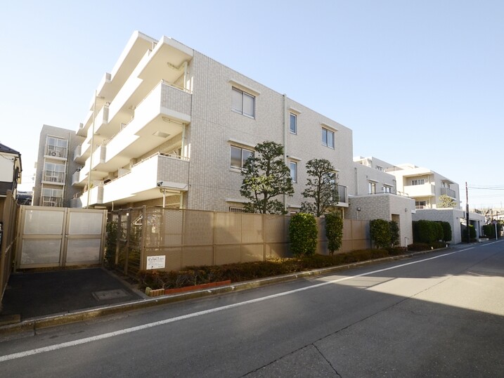 アドゥー氷川台