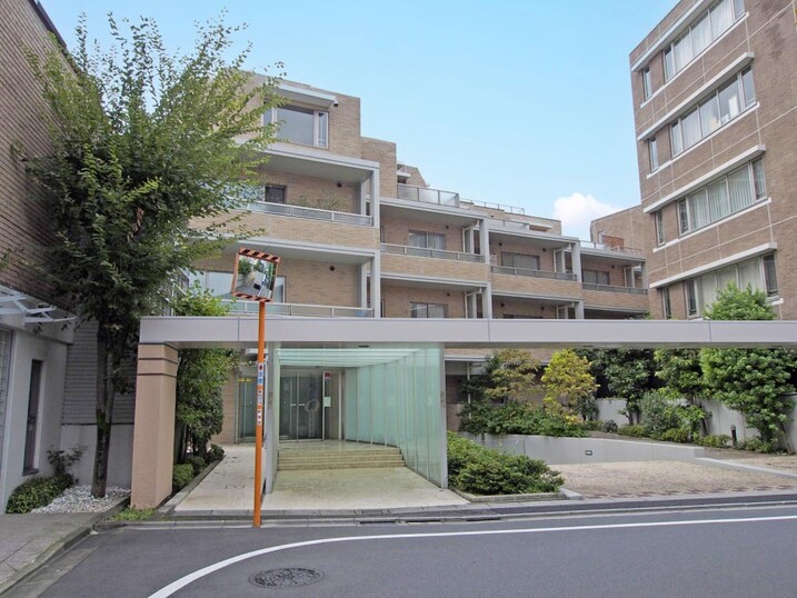 パークハウス市谷砂土原町レフィナール