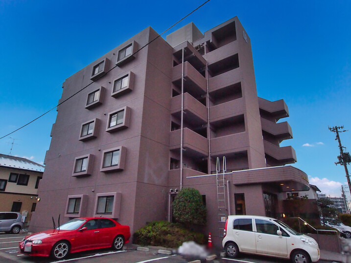 ロイヤルパレス沖野
