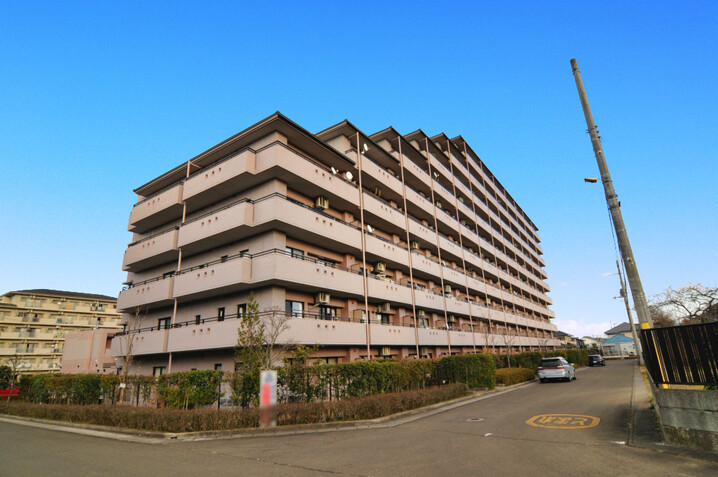 ライオンズガーデン泉中央