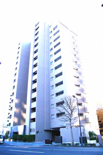 ファミールグラン片平丁