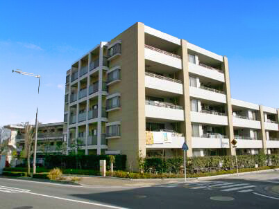 リーデンススクエアあおば山の手台参番館
