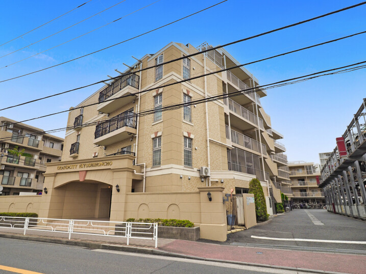 グランシティ日吉本町マスターズコート