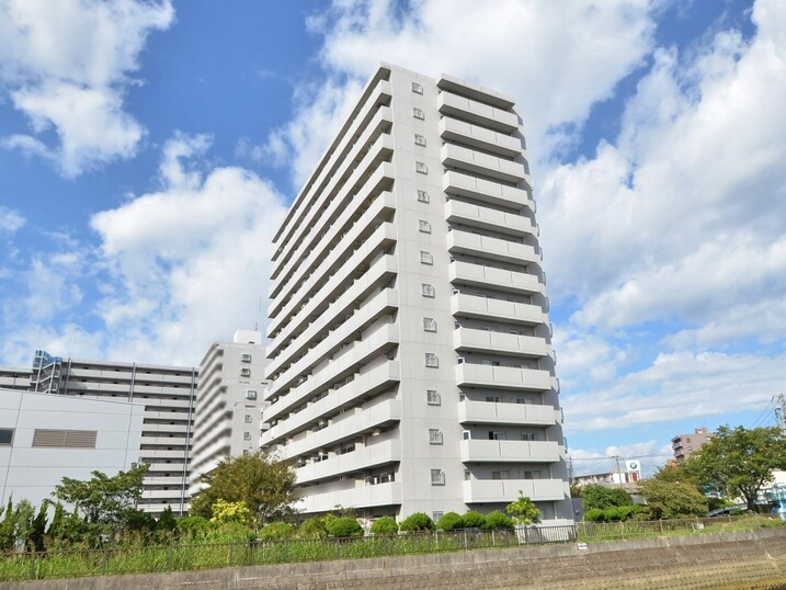 原木中山ファミールハイツ２号館