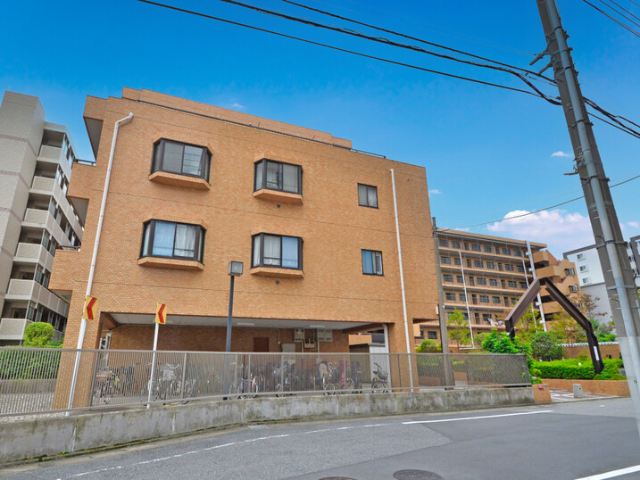 グローリア初穂南市川
