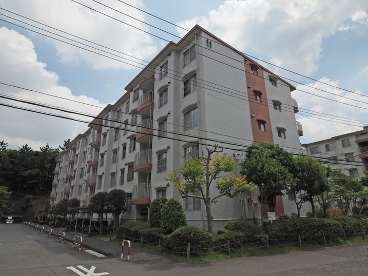 津田沼グリーンハイツ１１号棟