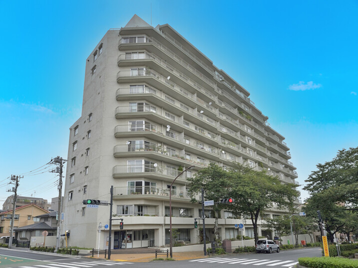 ファミール久堅