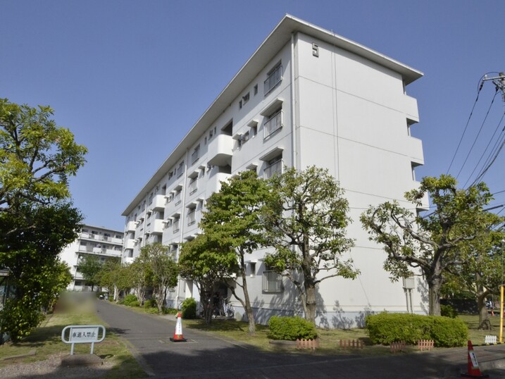 西遊馬団地５号棟