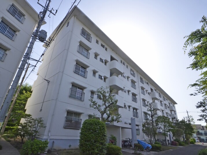 西遊馬団地９号棟