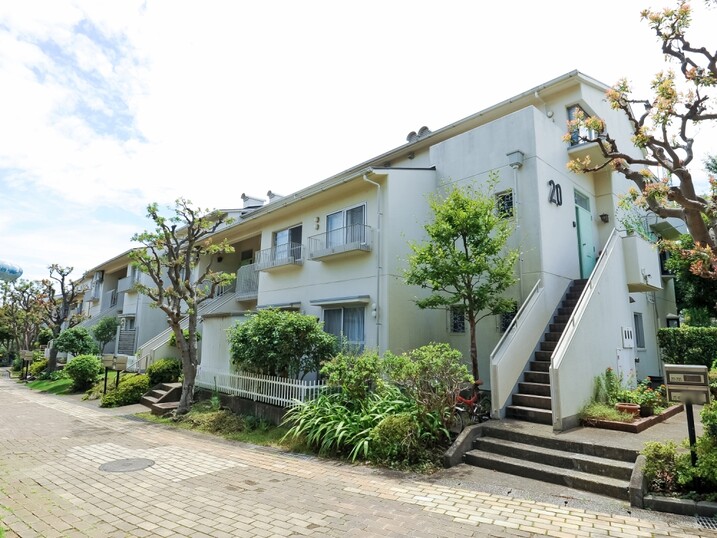 湘南ライフタウン駒寄第１団地２０号棟