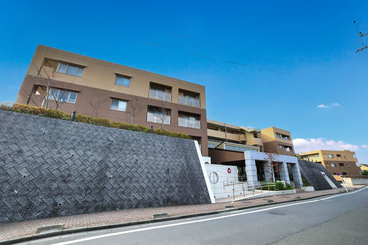 ライオンズテラス本鵠沼ガーデンコート