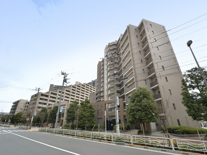 プライヴブルー東京