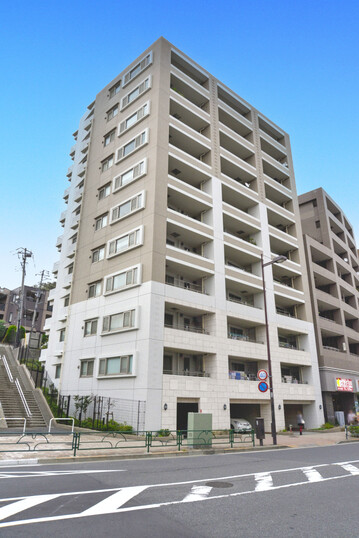 ブランピエールステーションフロント壱番館