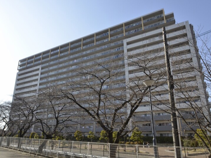 レーベンスクエアサントレッセ