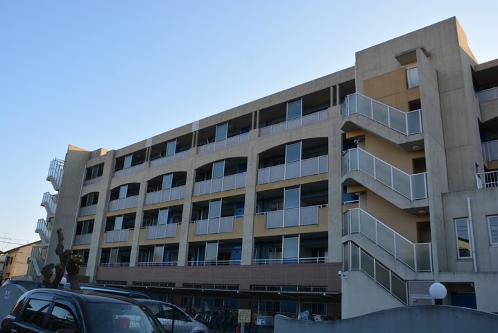 プラハ鎌倉材木座