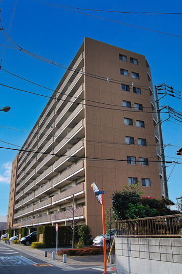 リーデンススクエア戸田